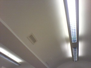 5 Ways to Improve the Light in Your Office (Without Breaking The Bank)_3