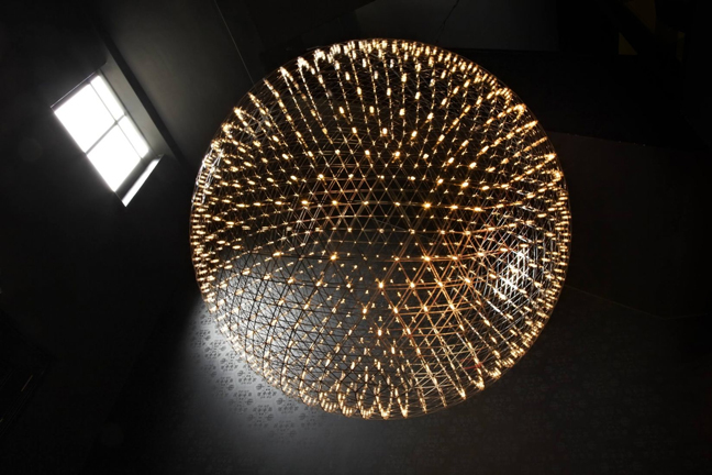 The Raimond Lamp: The Perfect LED Sphere