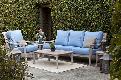 Choose an Outdoor Furnishing Style