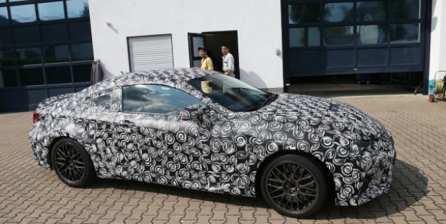 Lexus Is-F Coupe: New Japanese Performance Two-Door Spied