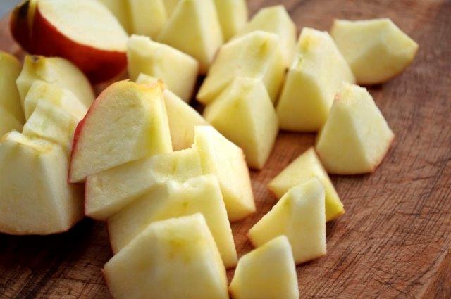 US Researchers Develop New Technology to Preserve Color of Apple Slices