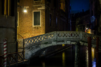 Litek Retrofits Lighting in Venice, Customizes LEDs for Legacy Look_1