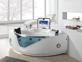 The Right Bathtub Makes Life Easier,Safer and More Stylish_3