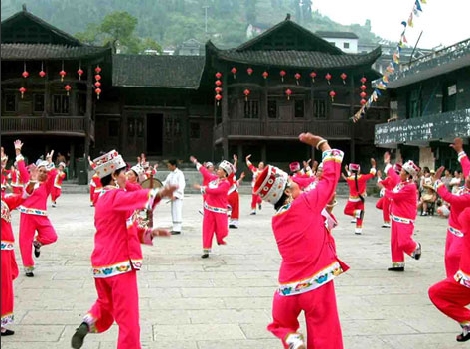 Tujia Ethnic Minority Customs: Funeral Dance