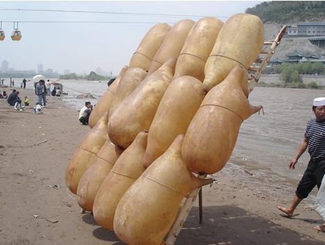 The Sheepskin Raft on the Yellow River