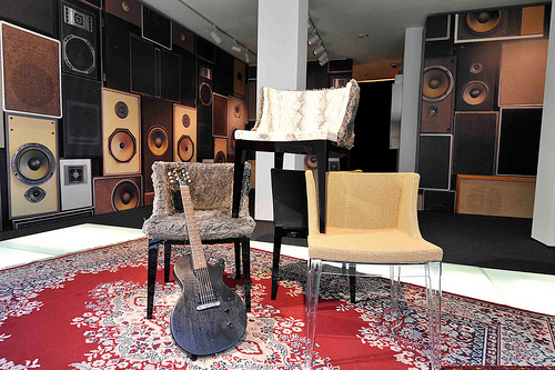 Glamour + Rockstar = Kartell Goes Rock! with The Mademoiselle Chair_2