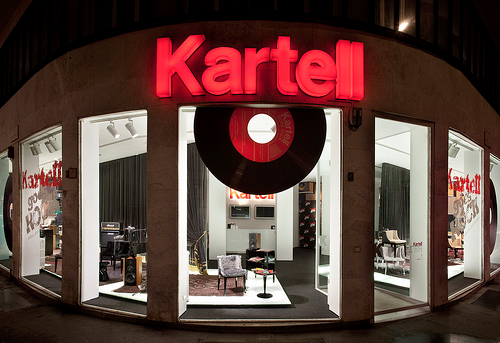 Glamour + Rockstar = Kartell Goes Rock! with The Mademoiselle Chair_4