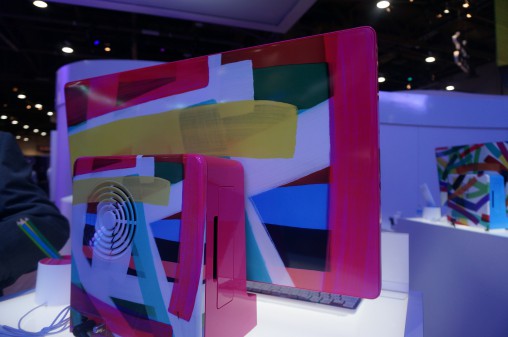 Handbag TVs, Bubble Gum Headphones and Crazy Colours: out and About at The CES_3