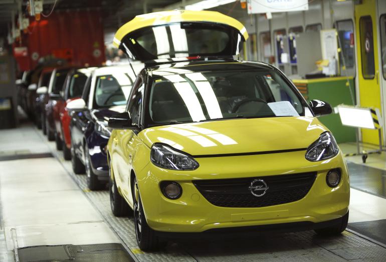 The Gap Between Auto Makers is Widening