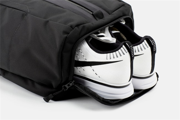 Office & Gym Backpack Is Very Convenient for You_7