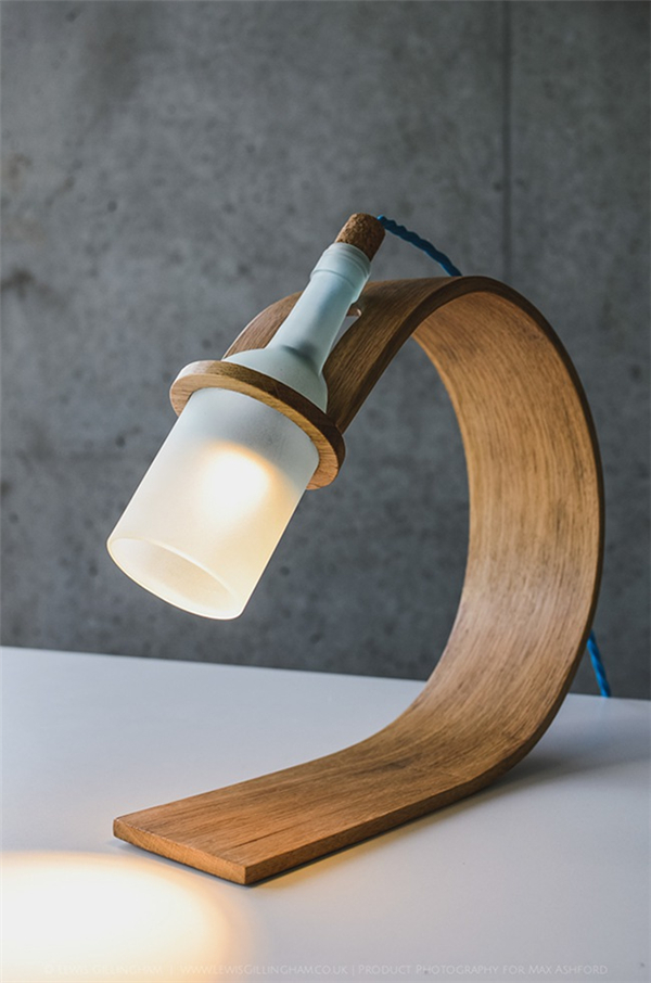 Elegant Wine Bottle Lamp Design