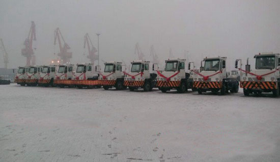 Fast Transmission Help Shacman Port Tractors in Yingkou