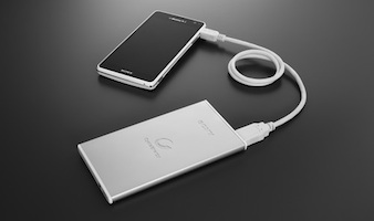 Sony to Launch Flat External Batteries for Phones, Tablets Using in-House Tech