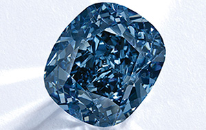 Sotheby's to Auction The 12-Carat "Blue Moon"