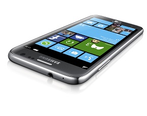 Samsung Becomes First to Unveil Windows Phone 8 Handset