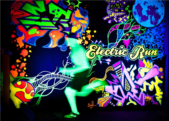 Electric Run &#8211; One Million Watts of Light &Amp; Sound Adventure!