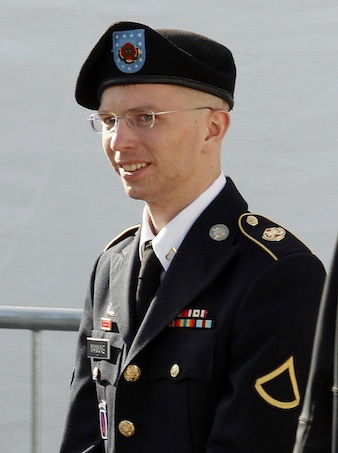Manning Expected to Testify at Pretrial Hearing