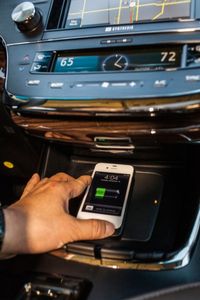 Toyota's 2013 Avalon to Offer World's First Application of Qi Wireless in-Car Charging