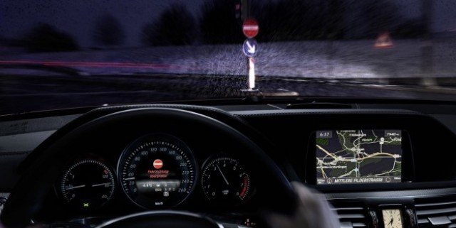 Mercedes-Benz to Prevent Risk of 'Wrong-Way' Drivers
