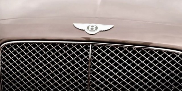 Bentley Flying Spur Teased Further in Two New Videos