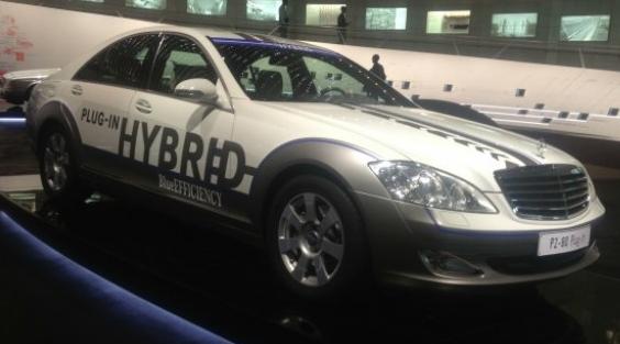 2013 Mercedes-Benz S-Class: New Plug-in Hybrid Revealed Inadvertently