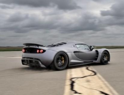 Hennessey Venom GT: World's Fastest Production Car Clocks Over 427km/H
