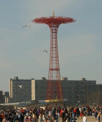 Coney Island, LED Light Project in Parachute Jump_2