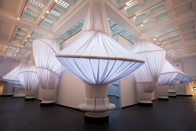Situ Studio: Using 2, 000 Feet of Fabric to Define Space_1