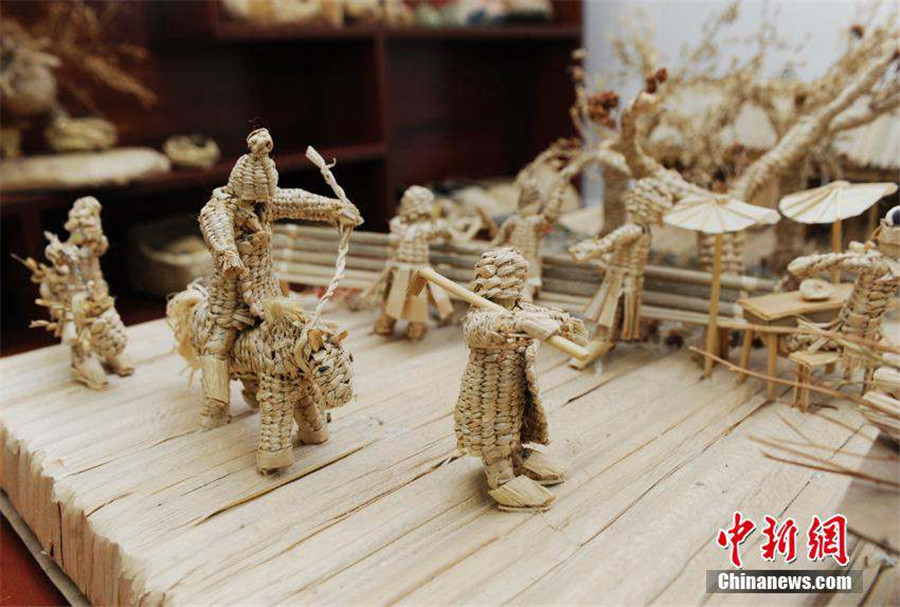 Straw Artwork Portrays Scenes From Ancient Painting_1