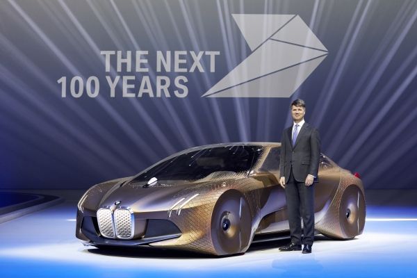 BMW Unveils Vision Next 100 Concept