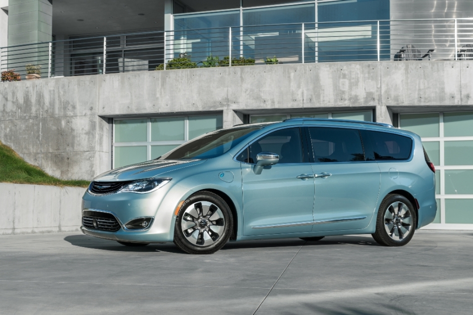 Google and Fiat Chrysler to Partner for Developing Autonomous Passenger Vehicles