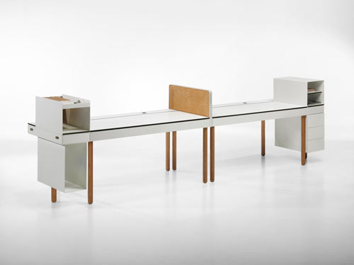 Tray Table by Pedro Feduchi_6