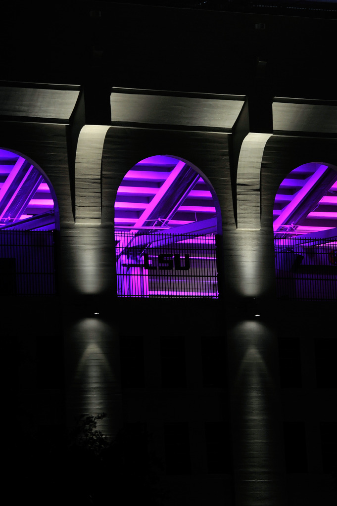 Seeing LSU's FB stadium in a new light - LED Lighting_3