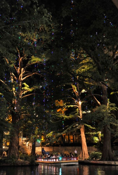 LED Christmas lights resurface on San Antonio Council agenda