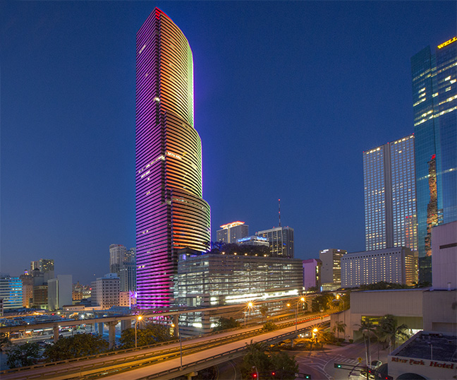 Philips Color Kinetics supplies dynamic lighting for Miami Tower retrofit_1