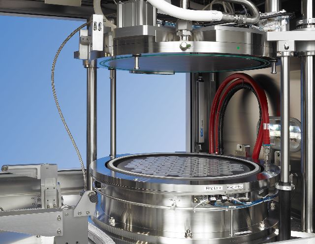 Epigan Successfully Utilizes AIXTRON MOCVD Reactors to Develop 8-Inch GaN-on-Silicon Wafers