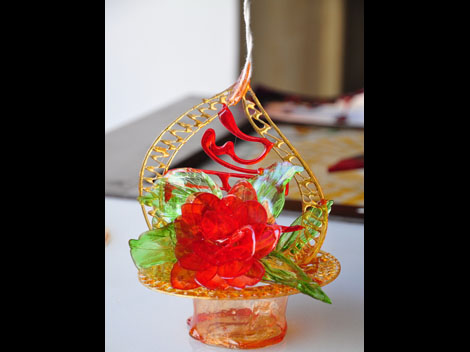 Folk Handicraft - Using Sugar to Paint Figures_4