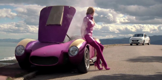 Peugeot 208 Stars in Wacky Races Commercial_1