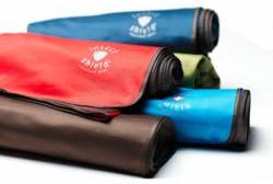 Insect Shield Introduces Insect Repellent Outdoor Blanket