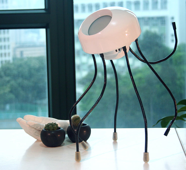 Clyde: Get Interactive with Your Robot Lamp