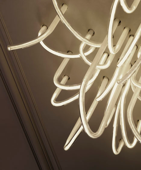 The LED Rope Les Cordes Chandelier by Mathieu Lehanneur_1