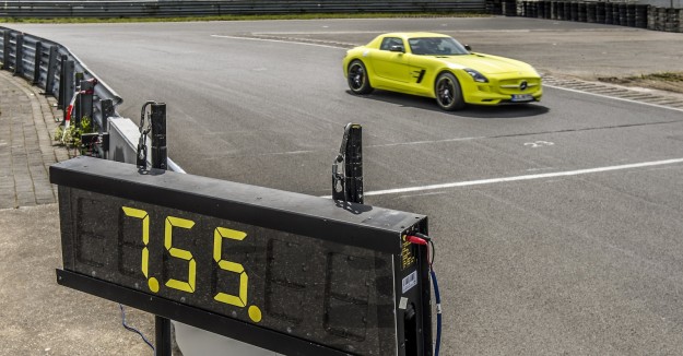 Mercedes-Benz SLS AMG Electric Drive Breaks Nurburgring EV Record_1
