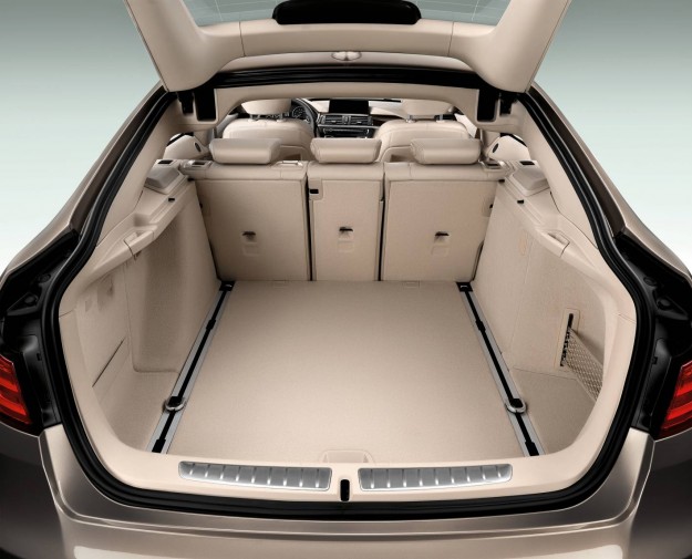 BMW 3 Series GT: Premium Pricing for Prestige MID-Sized Hatch_4