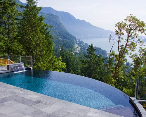 Pick a Favorite From 13 Secluded Swimming Pools_3