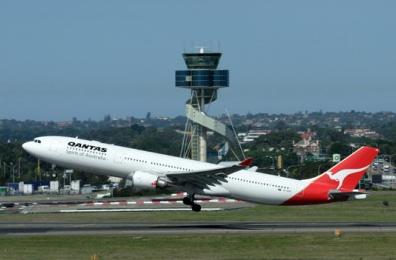 Qantas Upgrades Services with New Aircraft, Refocuses on East-West Route