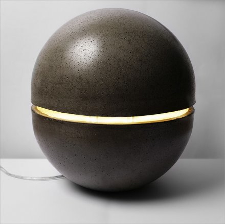 The Gayalux Lamp: a Levitating Concrete Table Lamp?
