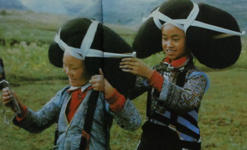 China's Minority Peoples - The Miaos_6