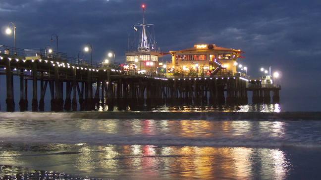 Santa Monica Pier Gets an LED Makeover_1
