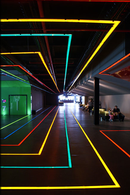 Teraspark Shopping Mall's Navigational Lighting for Customers_2