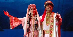 Bless the Tajik Newly-Weds with Flour_1